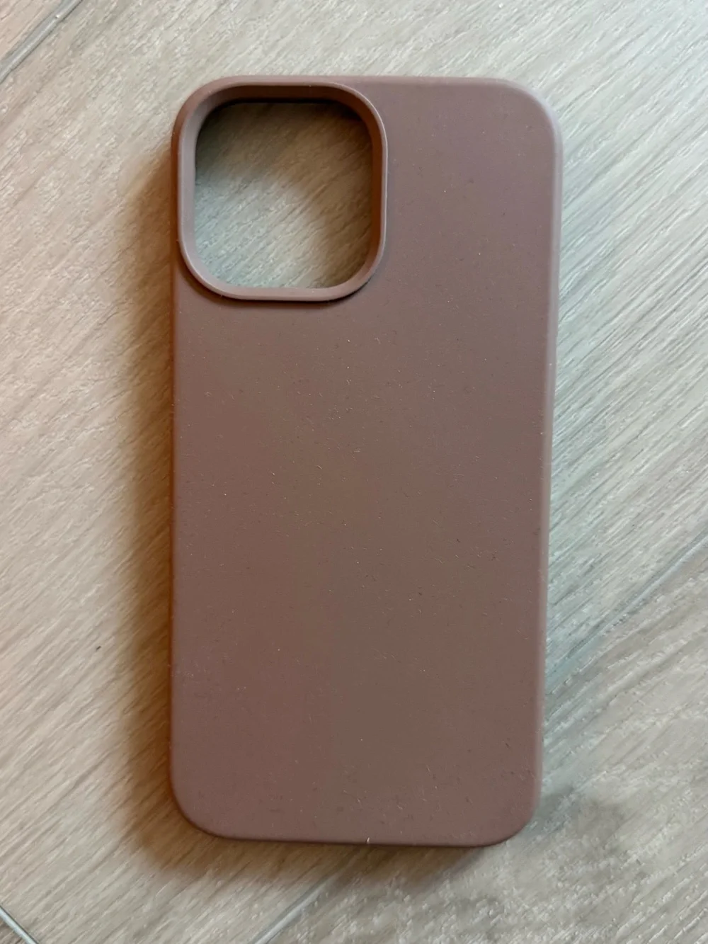 Silicone Phone Case in Matte Brown iPhone 16Pro Max
